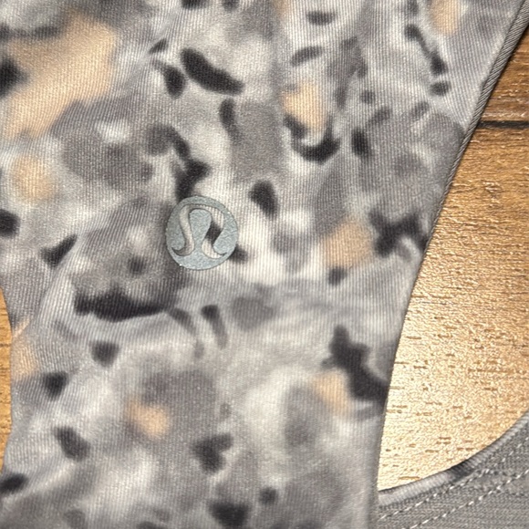 Lululemon Top Speed Bra Petite Fleur Silver Spoon - Picture 5 of 6
